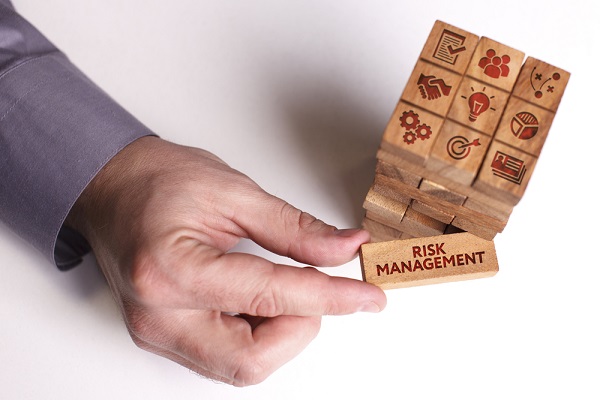 Solusi untuk Mengatasi Risiko dalam Usaha dengan Manajemen Risiko atau Risk Management