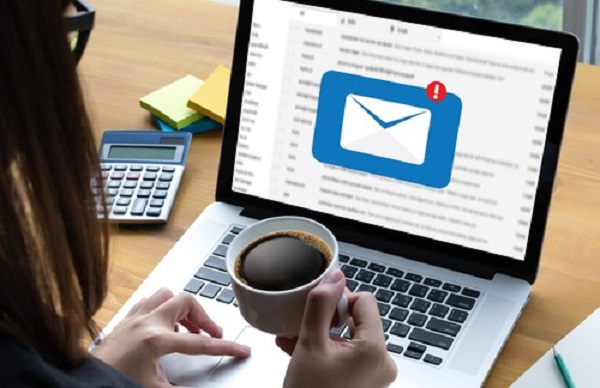 Gunakan Email Marketing